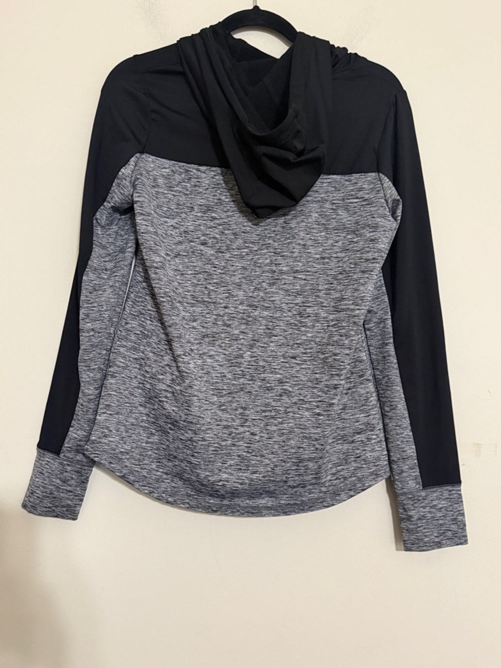 G-III fir her Carl banks Women Black Gray Hooded Active Top women S casual track - Picture 3 of 8